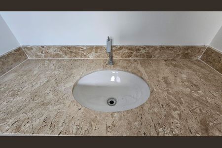 Apartamento à venda com 100m², 2 quartos e 2 vagas Apartamento à venda com 100m², 2 quartos e 2 vagasBanheiro 1