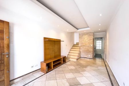 Sala de casa para alugar com 2 quartos, 150m² em Jardim da Gloria, São Paulo