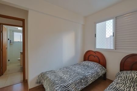 Quarto 1 de apartamento à venda com 2 quartos, 70m² em Buritis, Belo Horizonte