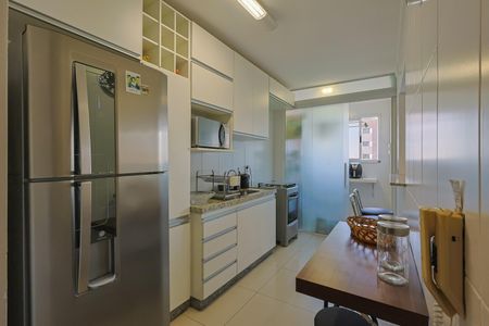 Apartamento à venda com 70m², 2 quartos e 1 vagaCozinha e Área de Serviço