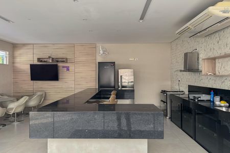 Apartamento à venda com 70m², 2 quartos e 1 vagaÁrea comum - Churrasqueira