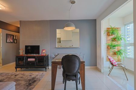 Sala de apartamento à venda com 2 quartos, 70m² em Buritis, Belo Horizonte