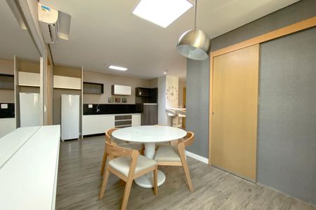 Apartamento à venda com 62m², 1 quarto e sem vaga Apartamento à venda com 62m², 1 quarto e sem vagaSala