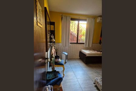 Casa à venda com 5 quartos, 165m² em Piratininga, Niterói