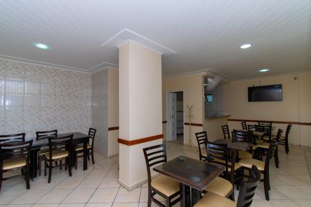 Apartamento à venda com 65m², 2 quartos e 1 vaga Apartamento à venda com 65m², 2 quartos e 1 vagaÁrea comum - Salão de festas