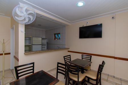 Apartamento à venda com 65m², 2 quartos e 1 vaga Apartamento à venda com 65m², 2 quartos e 1 vagaÁrea comum - Salão de festas