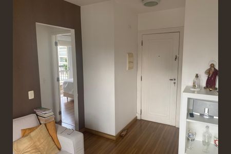 Apartamento à venda com 57m², 2 quartos e 1 vaga Apartamento à venda com 57m², 2 quartos e 1 vagaCorredor