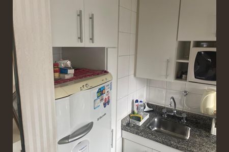 Cozinha de apartamento à venda com 2 quartos, 57m² em Vila Nova Conceição, São Paulo