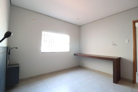 Casa para alugar com 163m², 3 quartos e 4 vagasSuíte