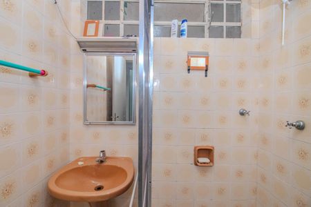 Apartamento à venda com 47m², 1 quarto e sem vaga Apartamento à venda com 47m², 1 quarto e sem vagaBanheiro Social