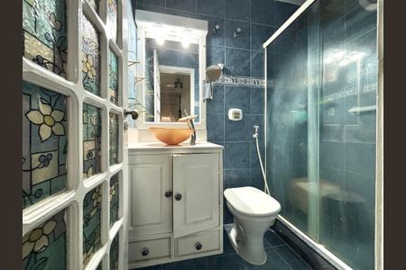 Apartamento à venda com 87m², 2 quartos e 1 vaga Apartamento à venda com 87m², 2 quartos e 1 vagaSuíte - banheiro