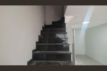 Casa à venda com 2 quartos, 75m² em Jardim Santo Alberto, Santo André