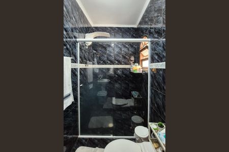 Casa à venda com 180m², 2 quartos e 2 vagas Casa à venda com 180m², 2 quartos e 2 vagasBanheiro da Suíte