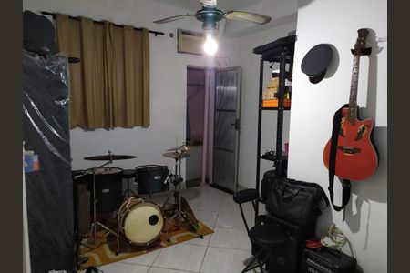 Casa à venda com 3 quartos, 80m² em Brás de Pina, Rio de Janeiro