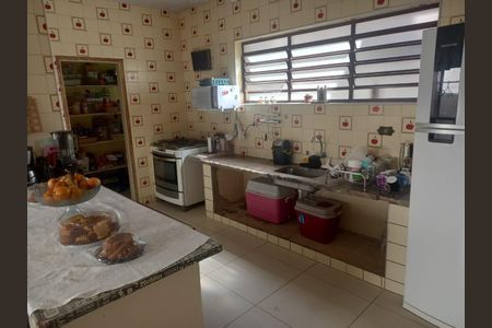 Casa à venda com 3 quartos, 215m² em Jardim Carlos Gomes, Campinas