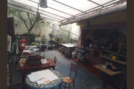 Casa à venda com 167m², 3 quartos e 1 vaga