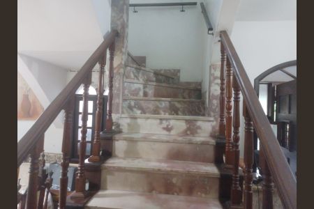 Casa à venda com 167m², 3 quartos e 1 vaga