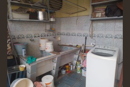 Casa à venda com 167m², 3 quartos e 1 vaga