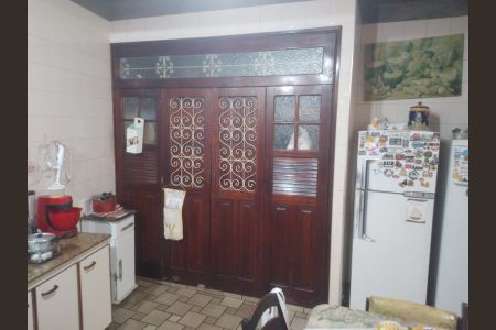 Casa à venda com 167m², 3 quartos e 1 vaga