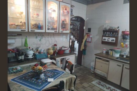 Casa à venda com 3 quartos, 167m² em Jacaré, Rio de Janeiro