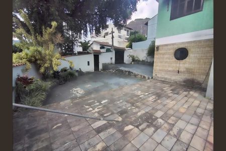 Casa de condomínio à venda com 364m², 5 quartos e 3 vagas