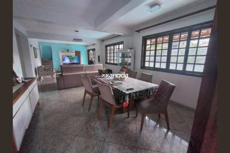 Casa de condomínio à venda com 364m², 5 quartos e 3 vagas