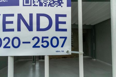 Casa à venda com 121m², 2 quartos e 2 vagasPlaca MBHL-795