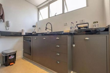 Apartamento à venda com 80m², 1 quarto e sem vaga