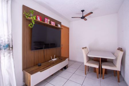Apartamento para alugar com 48m², 2 quartos e 1 vagaSala