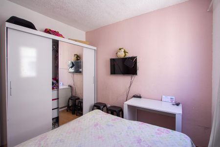 Quarto 1 de apartamento para alugar com 2 quartos, 48m² em Vila Lage, São Gonçalo