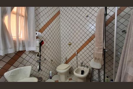 Apartamento à venda com 170m², 4 quartos e 1 vagaBanheiro da suíte