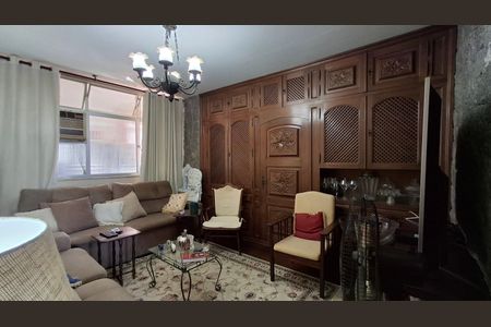 Apartamento à venda com 170m², 4 quartos e 1 vagaSala de TV