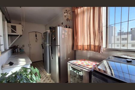 Apartamento à venda com 170m², 4 quartos e 1 vagaÁrea de Serviço