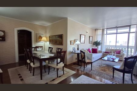 Sala de apartamento à venda com 4 quartos, 170m² em Cambuí, Campinas