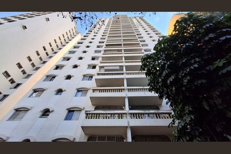 Apartamento à venda com 170m², 4 quartos e 1 vagaFachada
