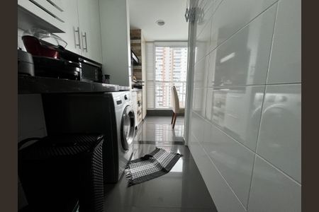 Apartamento à venda com 72m², 3 quartos e 1 vagaÁrea de Serviço