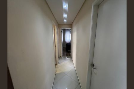 Corredor de apartamento à venda com 3 quartos, 72m² em Santa Teresinha, São Paulo
