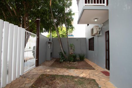 Casa para alugar com 114m², 3 quartos e 3 vagasGaragem / Entrada