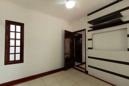 Casa para alugar com 114m², 3 quartos e 3 vagasSuíte