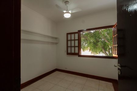 Casa para alugar com 114m², 3 quartos e 3 vagasQuarto 2
