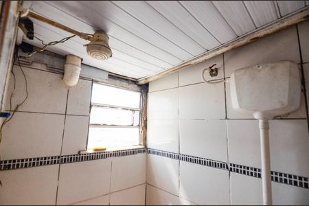 Banheiro Social de apartamento para alugar com 1 quarto, 35m² em Imperial de São Cristóvão, Rio de Janeiro