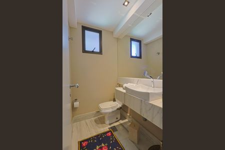 Apartamento à venda com 220m², 4 quartos e 3 vagasLavabo