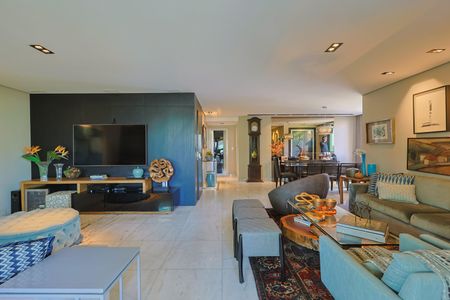 Apartamento à venda com 220m², 4 quartos e 3 vagasSala