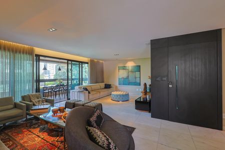 Apartamento à venda com 220m², 4 quartos e 3 vagasSala