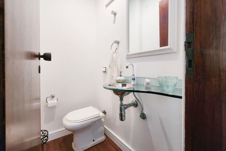 Apartamento à venda com 132m², 3 quartos e 1 vagaLavabo