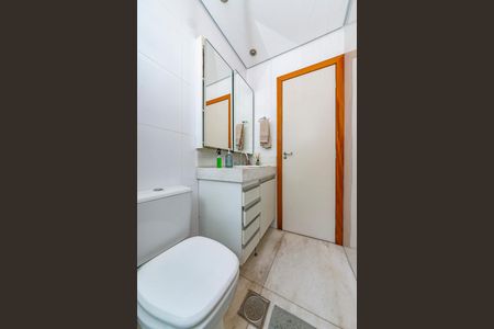 Apartamento à venda com 109m², 3 quartos e 3 vagasBanheiro Social