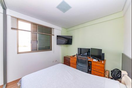 Apartamento à venda com 109m², 3 quartos e 3 vagasQuarto 