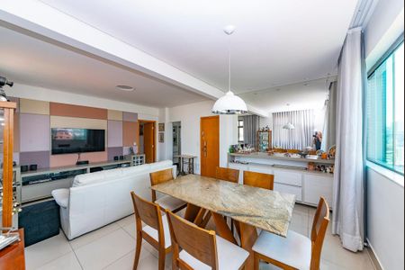 Apartamento à venda com 109m², 3 quartos e 3 vagasSala