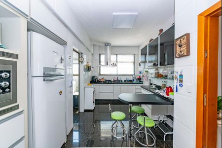 Apartamento à venda com 109m², 3 quartos e 3 vagasCozinha