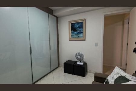 Apartamento à venda com 91m², 3 quartos e 2 vagas Apartamento à venda com 91m², 3 quartos e 2 vagasQuarto